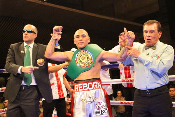 Boxing News: Carmona vence a Uribe en cuatro en Ciudad de Mexico ...