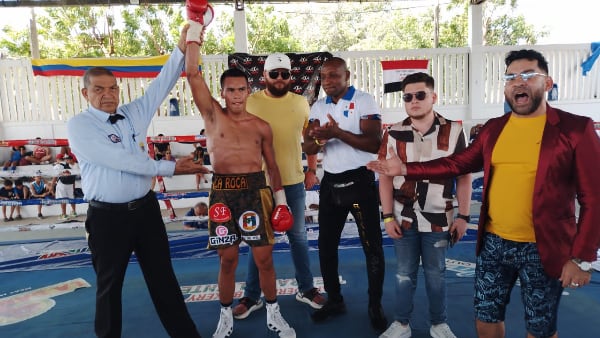 Boxing News Colombia De Gracia TKOs Gomez November 18 2023